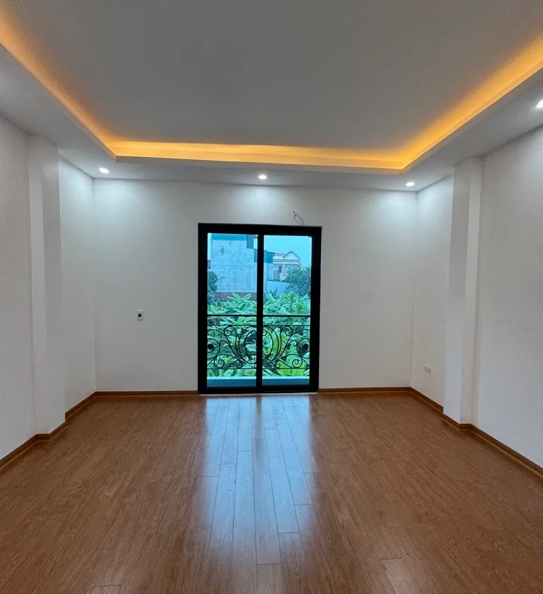 Nhà 5 tầng mới xây tại Hoàng Liên, mặt tiền 3.8m, ngõ thông... Bán nhà riêng tại Thượng Cát, Hà Nội 01