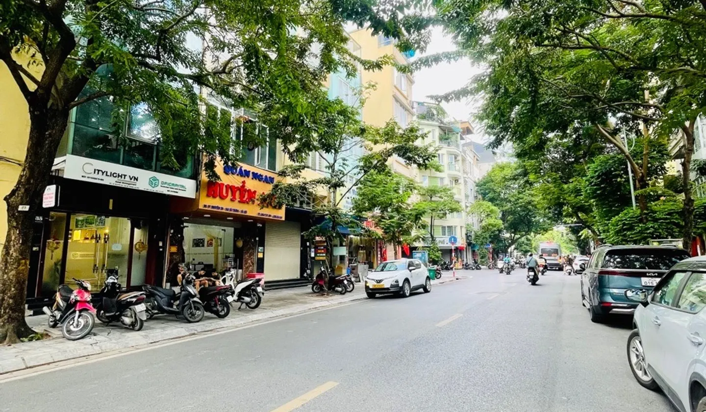 Bán nhà mặt phố 7 tầng tại Nguyễn Du, diện tích ~50m², giá cực tốt... Bán nhà mặt phố tại Hai Bà Trưng, Hà Nội 01