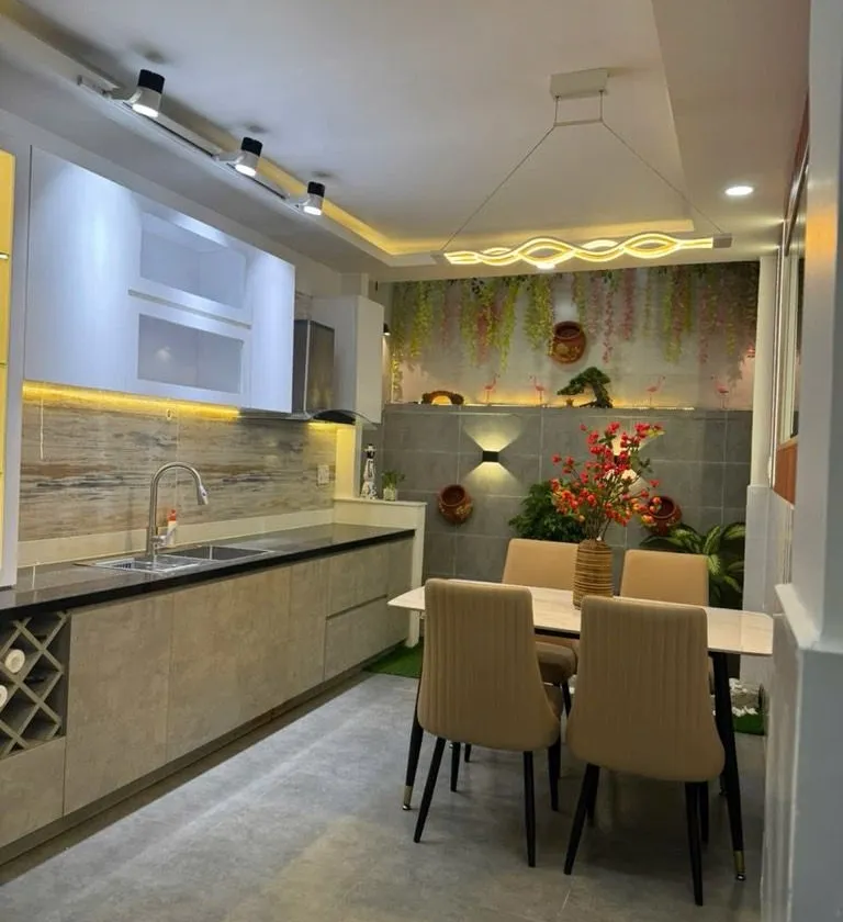 Nhà 4 Tầng Hiện Đại tại Phường Đức Nhuận, Giá Tốt... Bán nhà riêng tại Đức Nhuận, Hồ Chí Minh 01