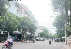 Căn góc 2 mặt tiền khu Bình Phú _ 90m² _ 5 tầng đúc kiên cố _ đang cho th.u.ê căn hộ dịch vụ... Bán nhà mặt phố tại Bình Phú, Hồ Chí Minh 01