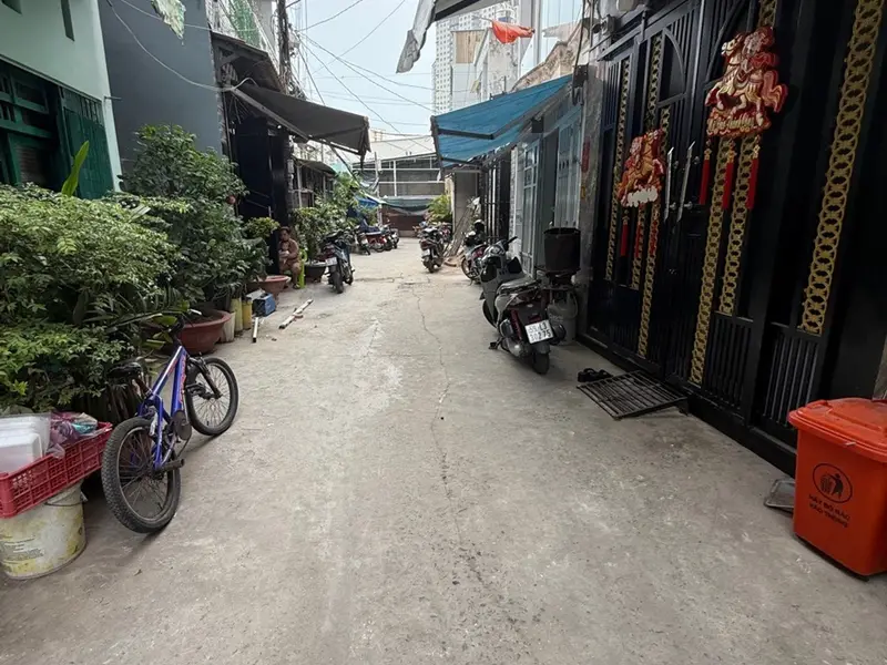 Bán nhà riêng 4 tầng tại Âu Dương Lân, Quận 8, gần Quận 5, Giá 5.97 tỷ... Bán nhà riêng tại Chánh Hưng, Hồ Chí Minh 01