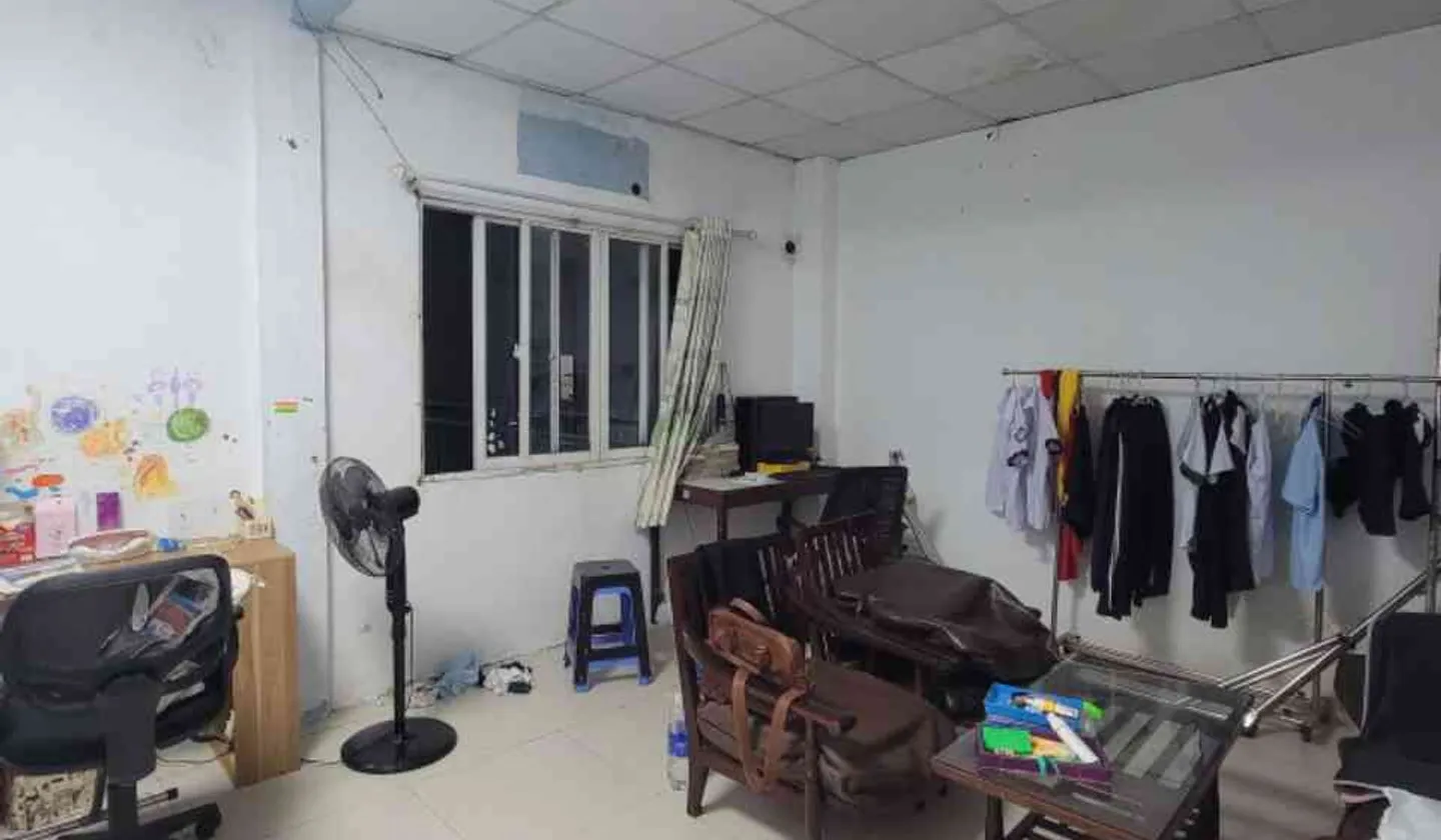 Bán nhà riêng 2 tầng 49m2 tại phường Tân Sơn, Hồ Chí Minh hướng Nam... Bán nhà riêng tại Tân Sơn, Hồ Chí Minh 01