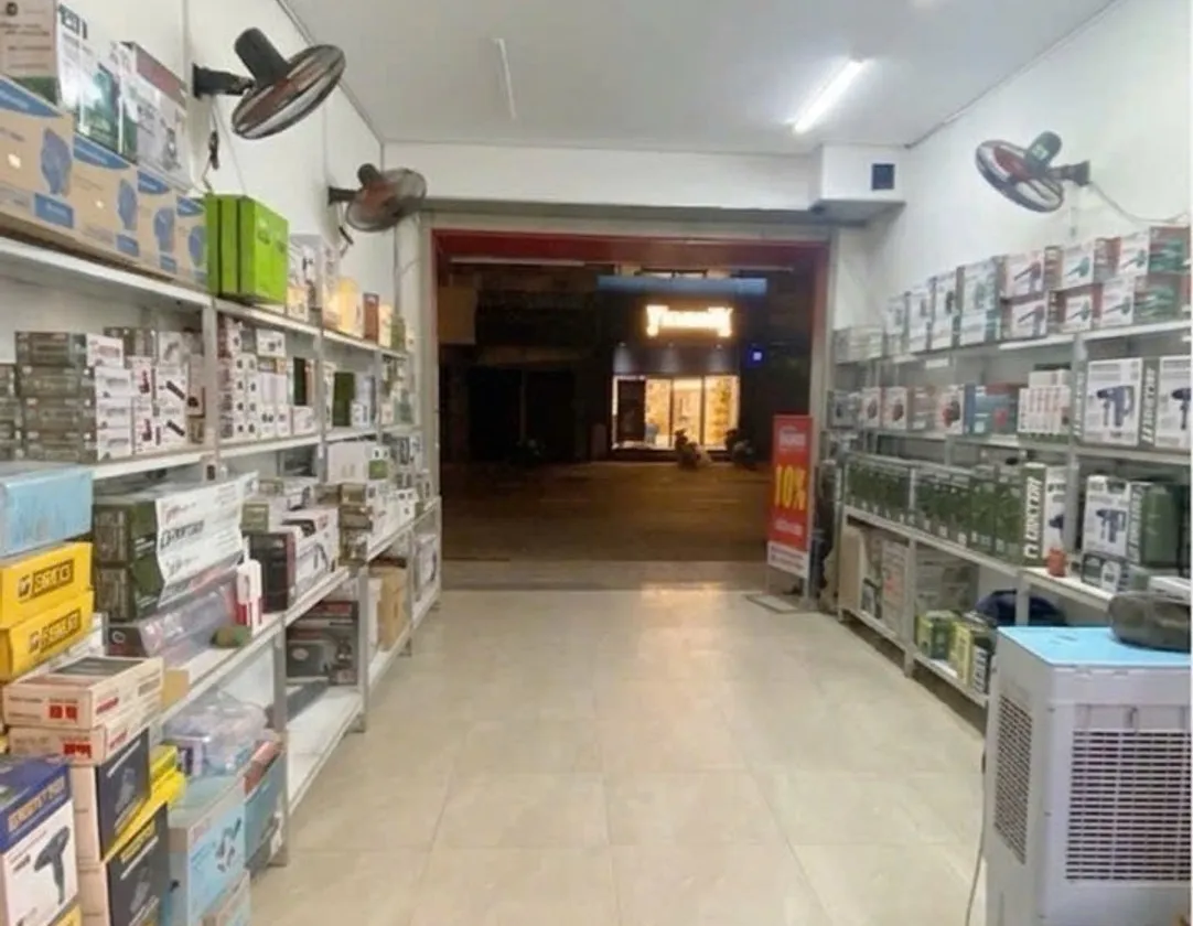 62M2-3Tầng-Lạc long quân-p.11-Tân bình-15.5tỷ... Bán nhà mặt phố tại Bảy Hiền, Hồ Chí Minh 01