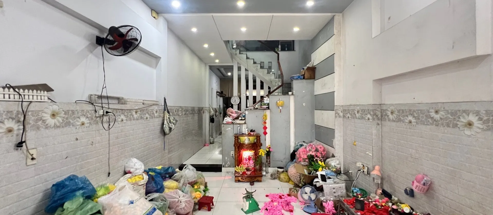 NGAY SÁT LÊ VĂN QUỚI BÌNH TÂN GIÁP TÂN PHÚ, HẺM NHỰA 6M THÔNG, HAI Ô TÔ TRÁNH NHAU TRƯỚC NHÀ, 100M2... Bán nhà riêng tại Bình Trị Đông, Hồ Chí Minh 01