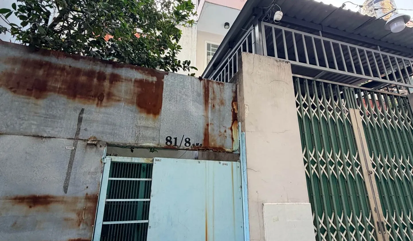 Nhà 54m2, 2 mặt hẻm, gần mặt đường Huỳnh Mẫn Đạt, BT. Nhà cũ tiện xây mới, giá hợp lý, giáp Q1... Bán nhà riêng tại Thạnh Mỹ Tây, Hồ Chí Minh 01