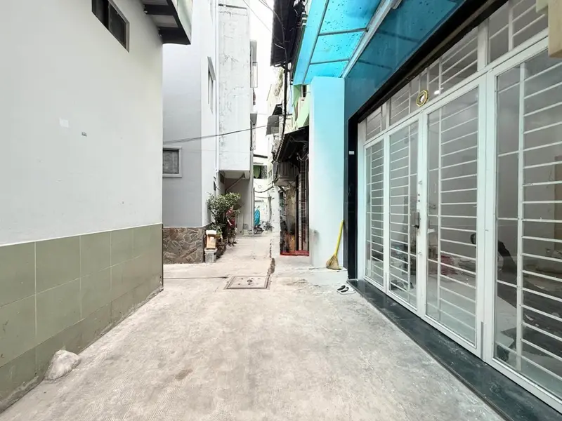 Cơ hội sở hữu nhà 4 tầng BTCT giá tốt tại trung tâm Sài Gòn... Bán nhà riêng tại Vườn Lài, Hồ Chí Minh 01