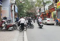 Tòa Nhà Văn Phòng Mặt Phố Cho Thuê Thu Nhập Ổn Định... Bán nhà mặt phố tại Khương Đình, Hà Nội 02
