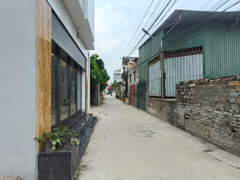 Bán đất 45,7m2 xã Văn Giang, Hưng Yên hướng Đông Bắc giá 4,4 tỷ... Bán đất tại Văn Giang, Hưng Yên 01