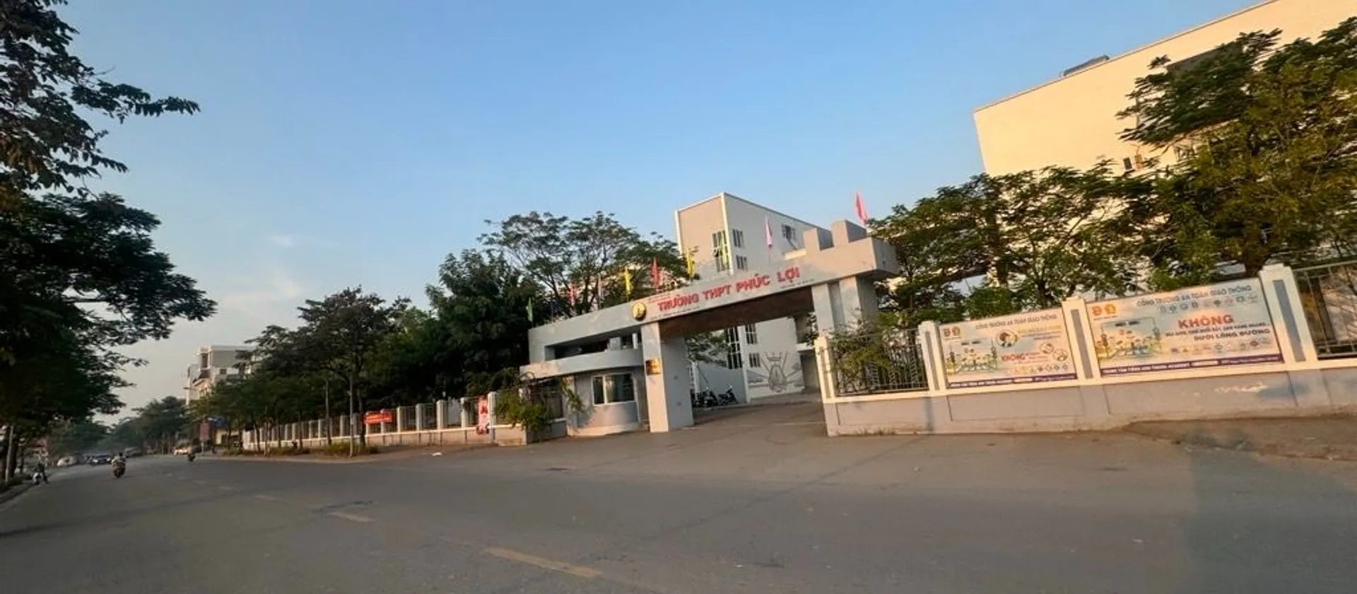 Nhà đất đẳng cấp trung tâm Phúc Lợi với tầm nhìn hồ và tiềm năng kinh doanh tuyệt vời... Bán nhà riêng tại Phúc Lợi, Hà Nội 01