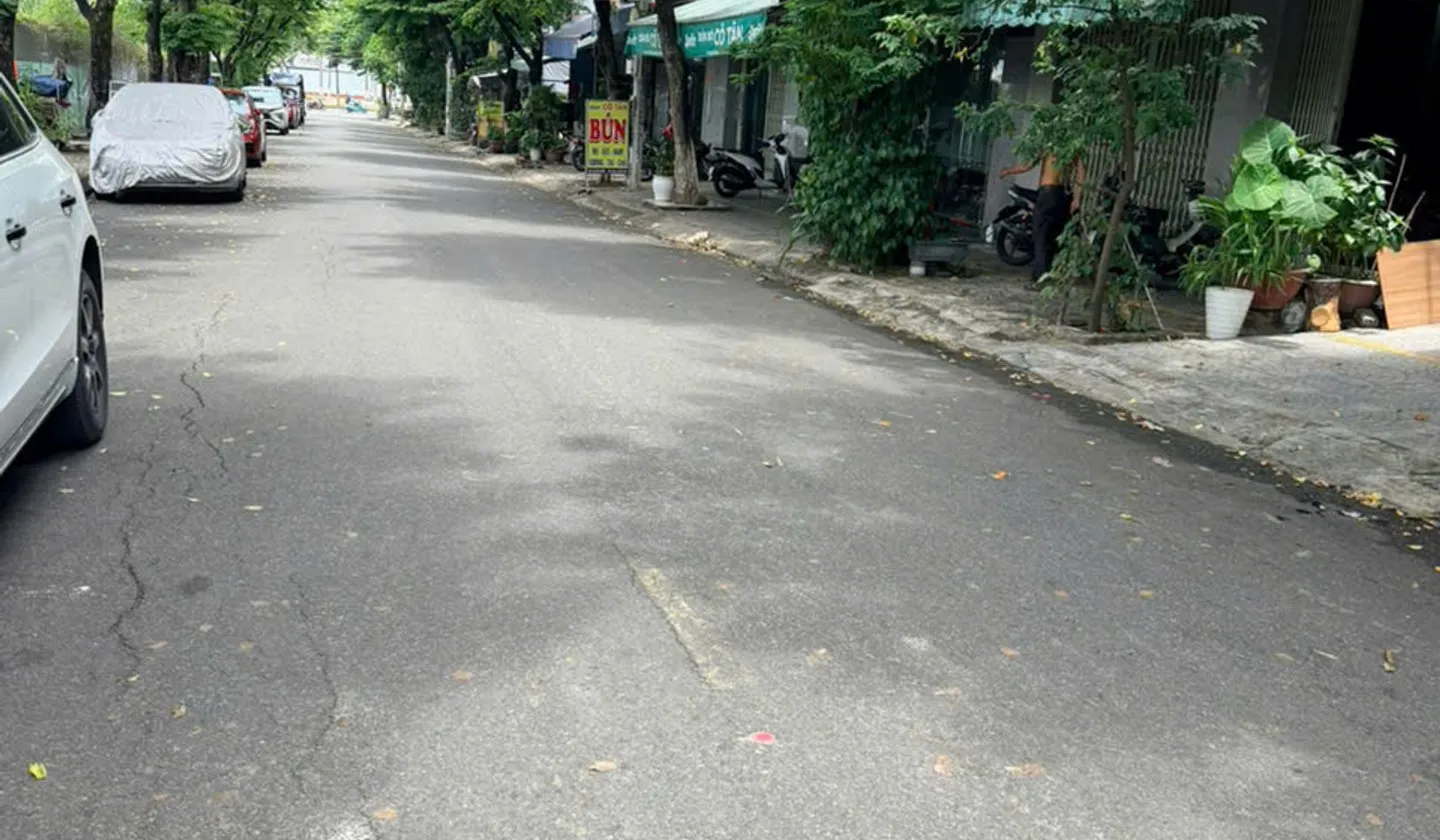 Bán nhà mặt phố 3,5 tầng tại An Hải, Đà Nẵng, gần cầu Sông Hàn... Bán nhà mặt phố tại An Hải, Đà Nẵng 01