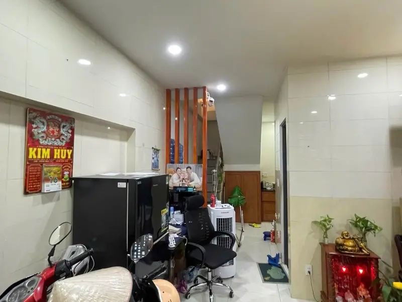 Bán nhà 3 tầng tại khu y tế kỹ thuật cao, giá 5.5 tỉ đồng... Bán nhà riêng tại An Lạc, Hồ Chí Minh 01