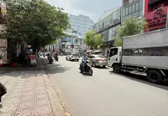 Nhà mặt phố 4 tầng, 2 mặt đường, vị trí kinh doanh sầm uất, Quận 10... Bán nhà mặt phố tại Hòa Hưng, Hồ Chí Minh 03