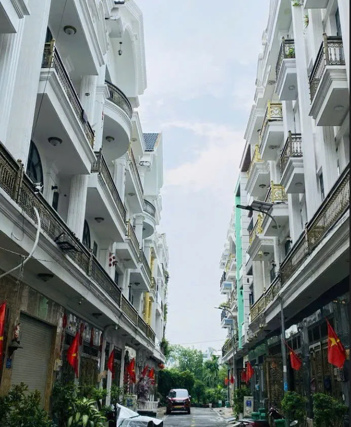 SIÊU PHẨM BÌNH TÂN, NGANG HIẾM 6X9M, 4 TẦNG BTCT, XE HƠI NGỦ TRONG NHÀ, GIÁ CHỈ 5.7TỶ... Bán nhà riêng tại Bình Tân, Hồ Chí Minh 01
