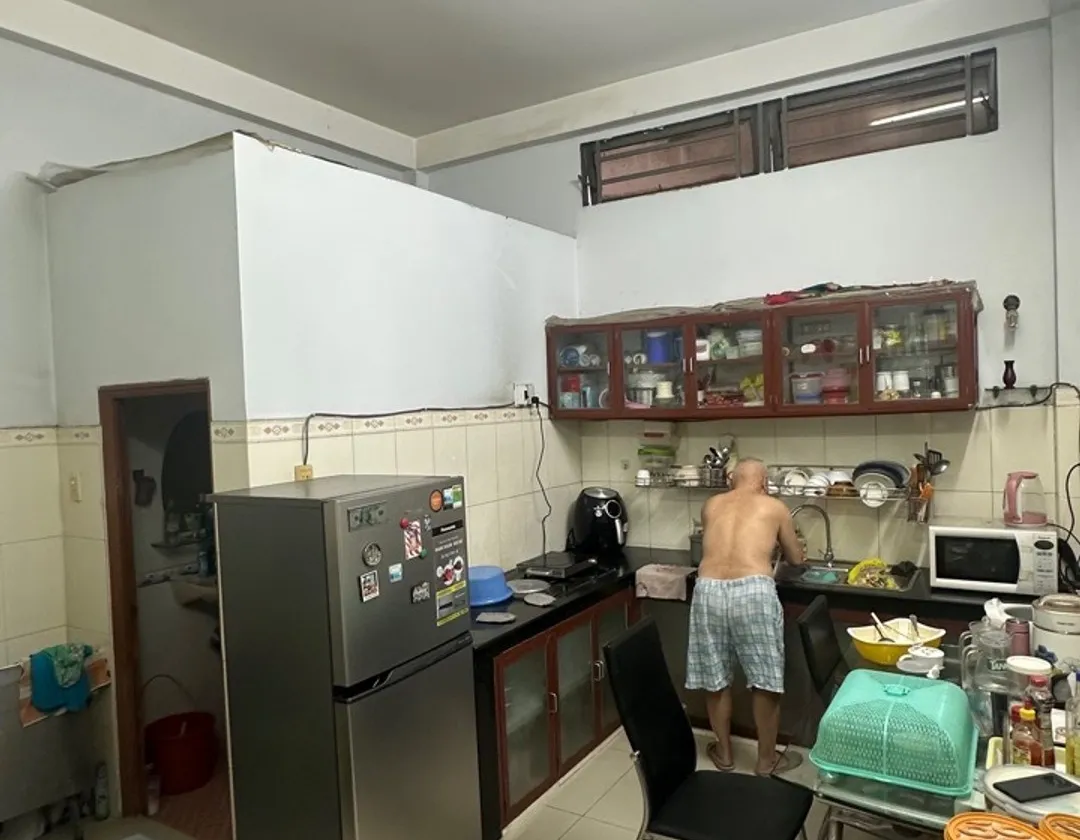 Nhà đẹp 4 tầng kiên cố quận 11, giá hấp dẫn... Bán nhà riêng tại Hòa Bình, Hồ Chí Minh 01