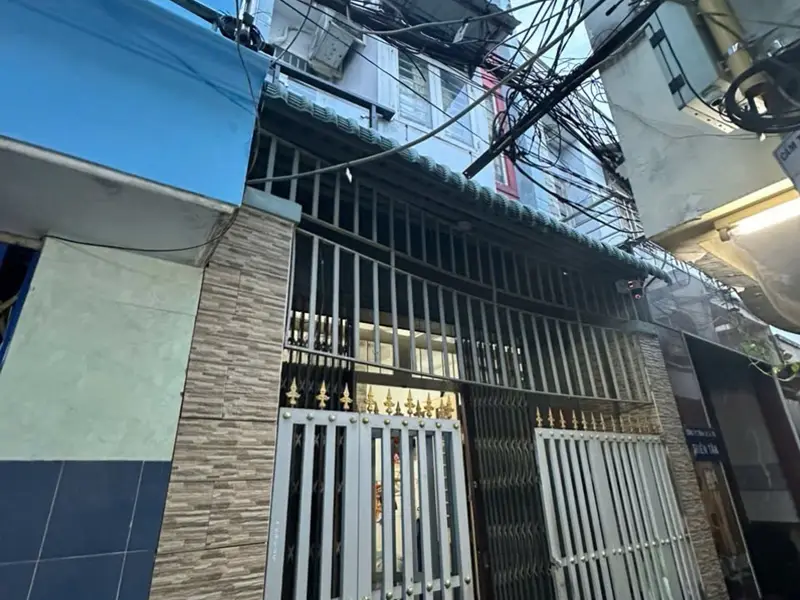 Cơ hội hiếm có sở hữu nhà 4 tầng hoàn công sát UBND Phú Định... Bán nhà riêng tại Phú Định, Hồ Chí Minh 01