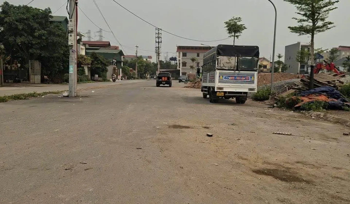 Bán đất 105m² KDC An Lạc, Hưng Yên - Đường 11m, giá 5.9 tỷ... Bán đất tại Như Quỳnh, Hưng Yên 01