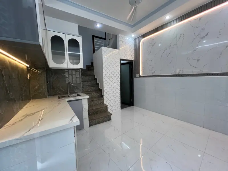 Cơ hội hiếm có sở hữu nhà góc 3 tầng trung tâm Quận 8... Bán nhà riêng tại Chánh Hưng, Hồ Chí Minh 01