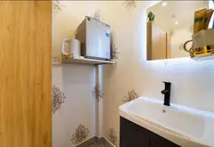 Nhà 6PN 4 Tầng Thiết Kế Tiện Nghi Trung Tâm Quận 1... Bán nhà riêng tại Bến Thành, Hồ Chí Minh 08