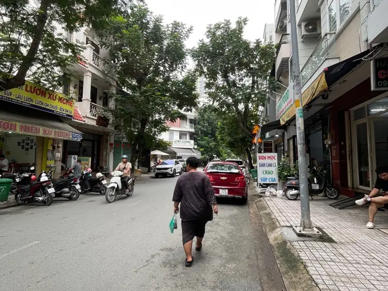 Nhà Mặt Phố Đẳng Cấp Tại Quận 7 Với Tầm Nhìn Kinh Doanh Tuyệt Vời... Bán nhà mặt phố tại Tân Mỹ, Hồ Chí Minh 01