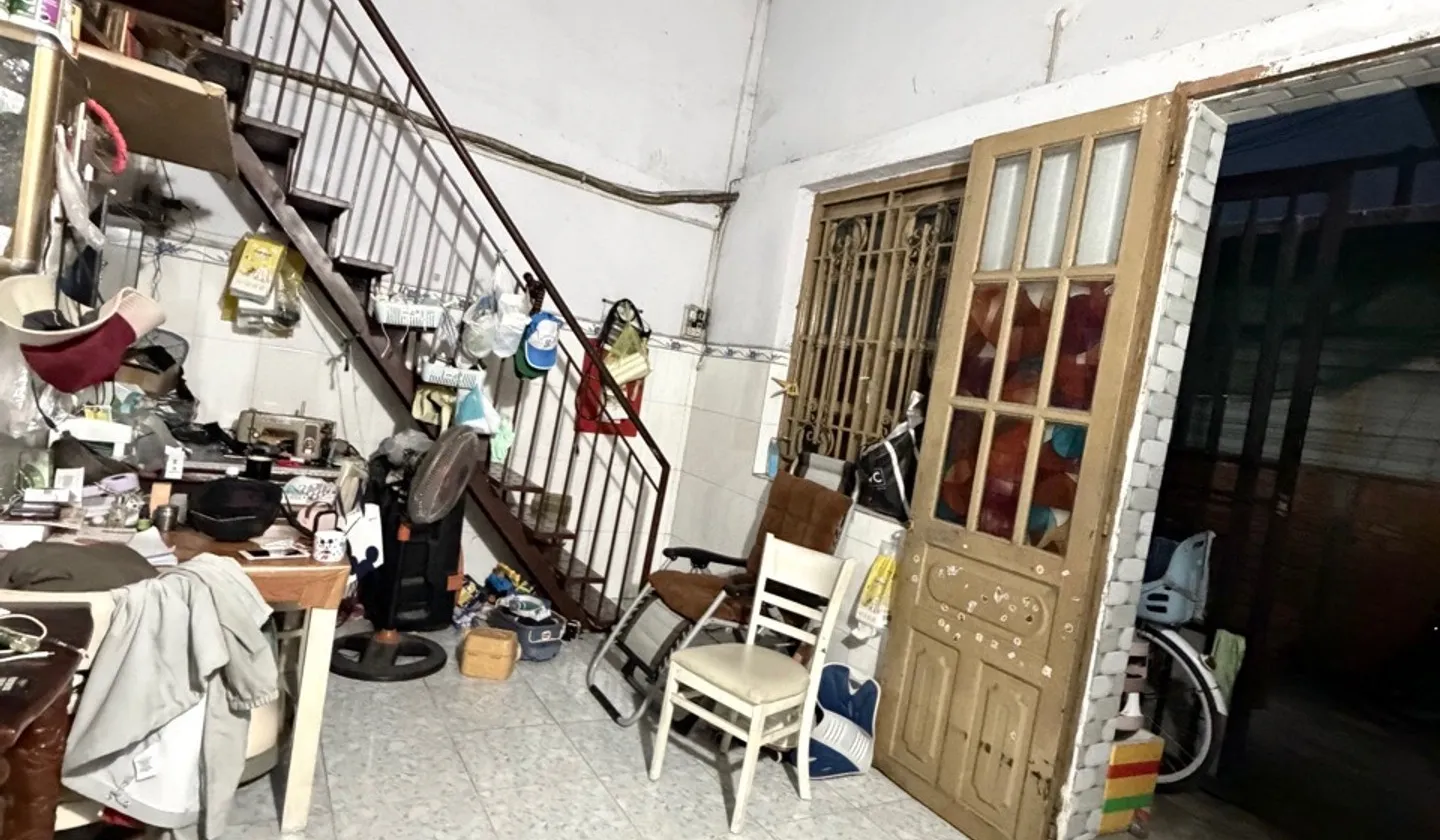Nhà 2 tầng diện tích 45m2 khu vực Tây Lân, Bình Tân với giá hấp dẫn... Bán nhà riêng tại Bình Trị Đông, Hồ Chí Minh 01