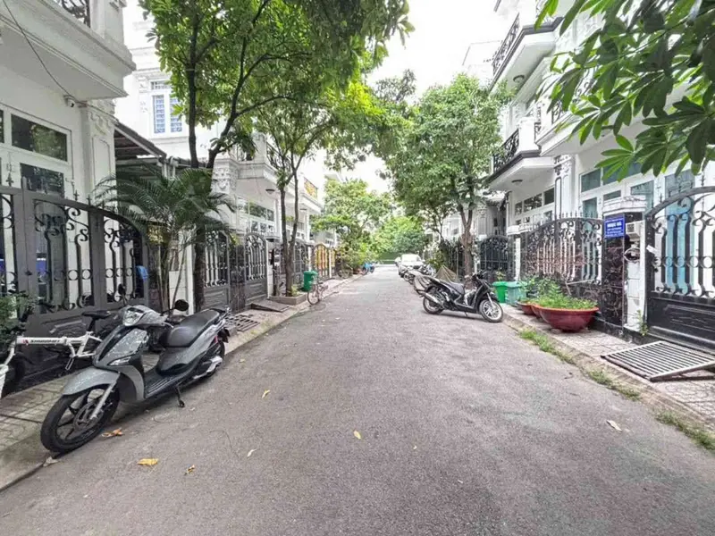Biệt thự đẳng cấp giữa lòng Thới An, Hà Huy Giáp, Q12. Chỉ 7T05... Bán biệt thự, liền kề tại Thới An, Hồ Chí Minh 01