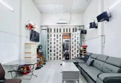 Nhà 100m2 - hẻm xe tải - nhỉnh 8 tỷ - ngang 4m - nở hậu 11m - SHR... Bán nhà riêng tại Xóm Chiếu, Hồ Chí Minh 01