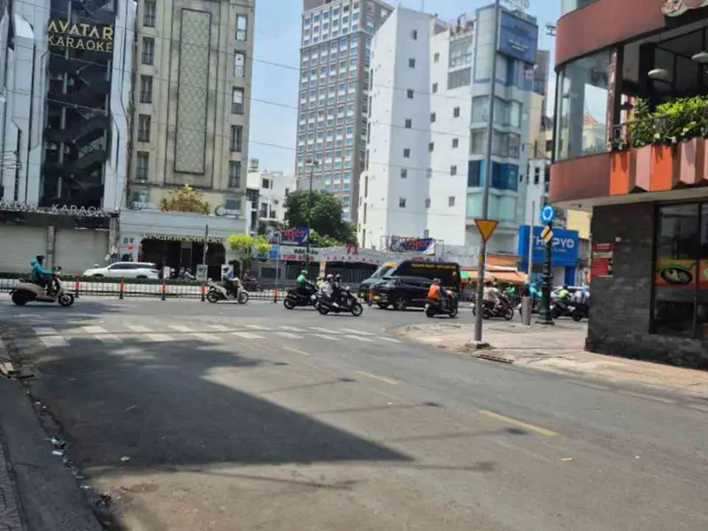 🔥 **MẶT TIỀN NGUYỄN THỊ MINH KHAI – TRUNG TÂM QUẬN 3** 🔥... Bán nhà mặt phố tại Bàn Cờ, Hồ Chí Minh 01