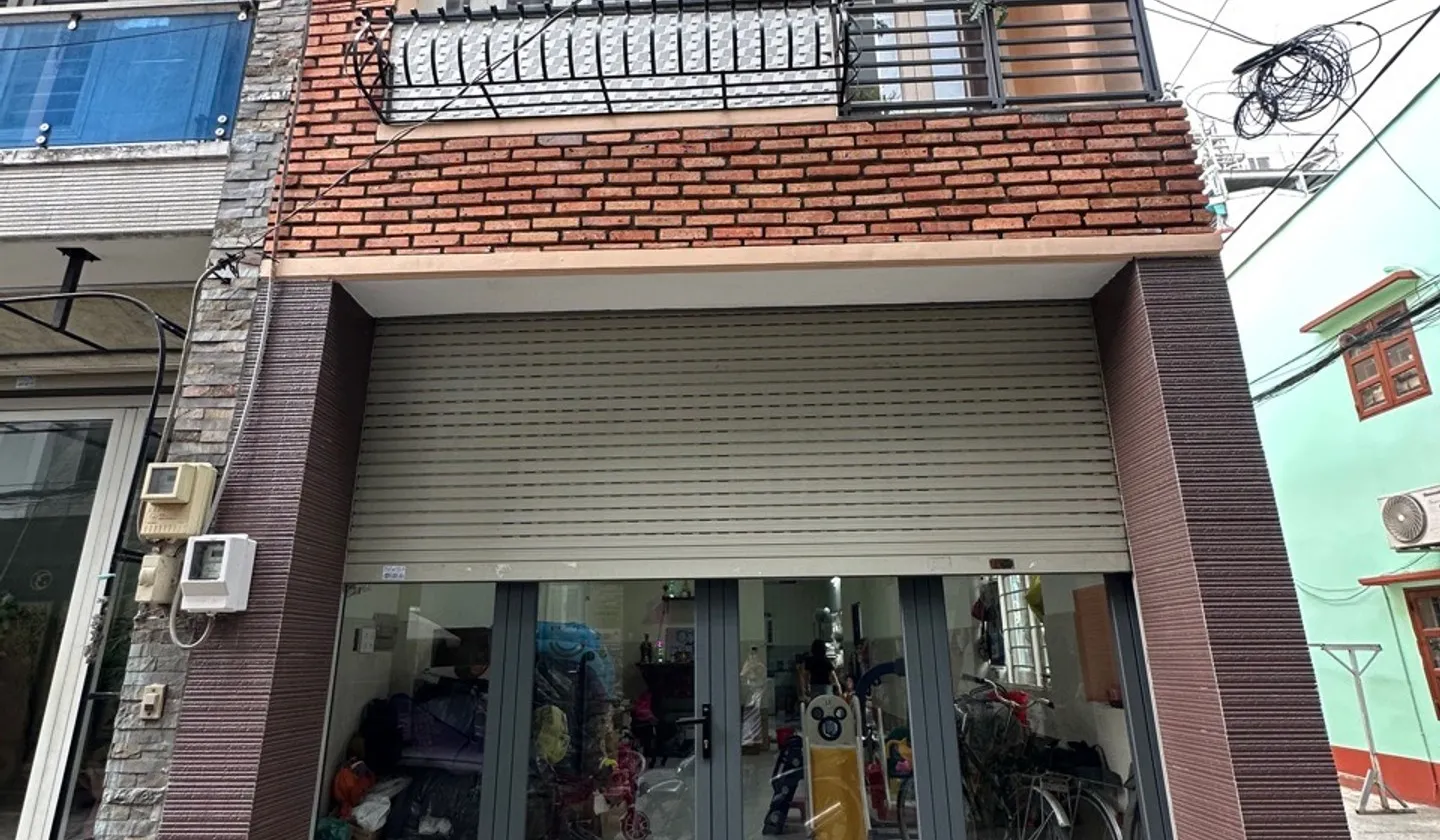 Nhà 2 tầng 3 phòng ngủ hướng Đông tại Bình Tân giá 5.1 tỷ... Bán nhà riêng tại Bình Tân, Hồ Chí Minh 01