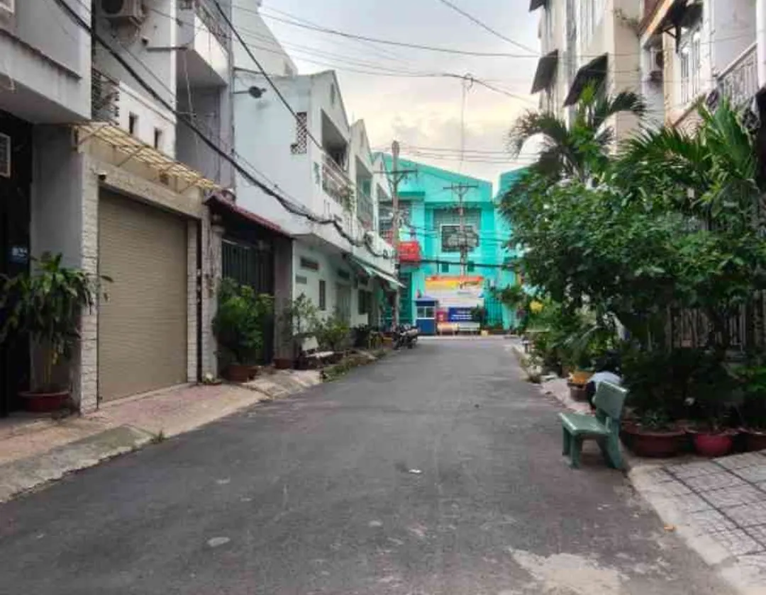 Nhà sang Nguyễn Cửu Đàm, nội thất gỗ đỏ, vào ở ngay... Bán nhà riêng tại Tân Sơn Nhì, Hồ Chí Minh 01