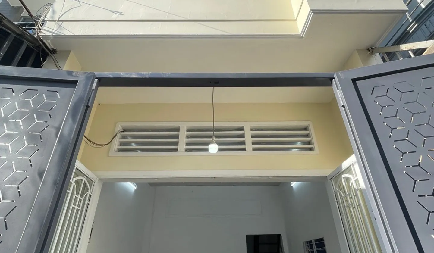 Bán nhà 2 tầng 67m2 hẻm ô tô 6m gần mặt tiền Tân Bình... Bán nhà riêng tại Tân Sơn, Hồ Chí Minh 01