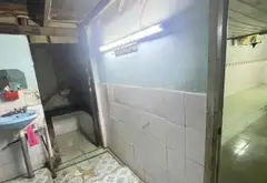 Khu ẩm thực Chợ 200 - hẻm xe tải - mua đất tặng nhà - 55m2 - Nhỉnh 5 tỷ - Ngang gần 5m - SHR... Bán nhà riêng tại Xóm Chiếu, Hồ Chí Minh 03