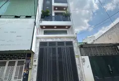 Nhà riêng cao cấp tại Lâm Thị Hố với thang máy và nội thất sang trọng... Bán nhà riêng tại Trung Mỹ Tây, Hồ Chí Minh 01