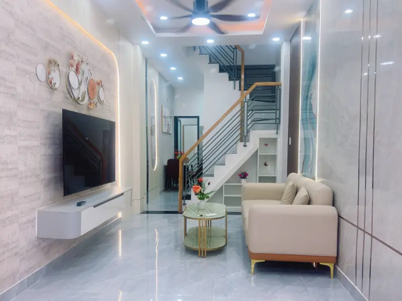 🔥NHÀ ĐẸP NGÃ 6 QUANG TRUNG FULL NỘI THẤT - HOÀN CÔNG - NHỈNH 4 🧄🔥
0901.770.998... Bán nhà riêng tại Gò Vấp, Hồ Chí Minh 01