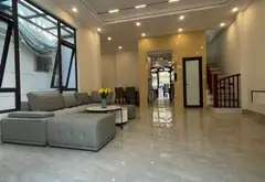🎉VỊ TRÍ TRUNG TÂM - THANG MÁY - Ô TÔ -
VÀI BƯỚC RA MẶT PHỐ KINH DOANH SẦM UẤT - LÔ GÓC KHE THOÁNG... Bán nhà riêng tại Long Biên, Hà Nội 03