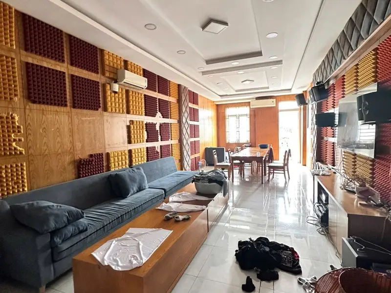 Ngôi nhà rộng rãi 20 phòng, hướng Đông Nam ở An Lạc... Bán nhà riêng tại An Lạc, Hồ Chí Minh 01