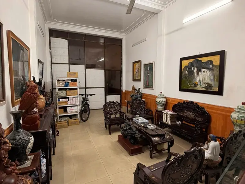 Nhà mặt phố 3,5 tầng tại khu vực sầm uất, diện tích rộng 94,8m²... Bán nhà mặt phố tại Hải An, Hải Phòng 01