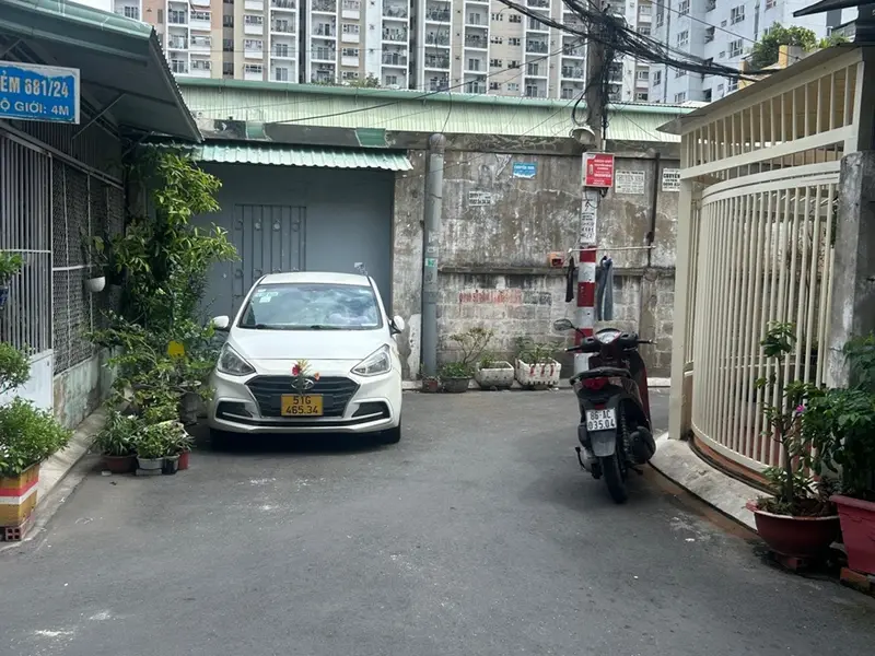 Nhà góc 2 mặt tiền thoáng mát ở Âu Cơ, Tân Phú... Bán nhà riêng tại Tân Phú, Hồ Chí Minh 01