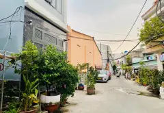 Bán nhà 2 tầng rộng 130m2 gần chợ Bà Hom quận 6 giá 9,95 tỷ... Bán nhà riêng tại Phú Lâm, Hồ Chí Minh 01