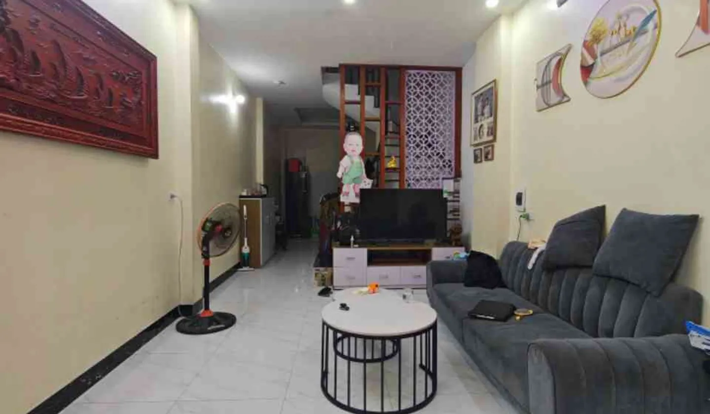 Nhà 4 tầng đẹp, ô tô đỗ cửa, full nội thất, giá hấp dẫn tại quận trung tâm... Bán nhà riêng tại Hoài Đức, Hà Nội 01