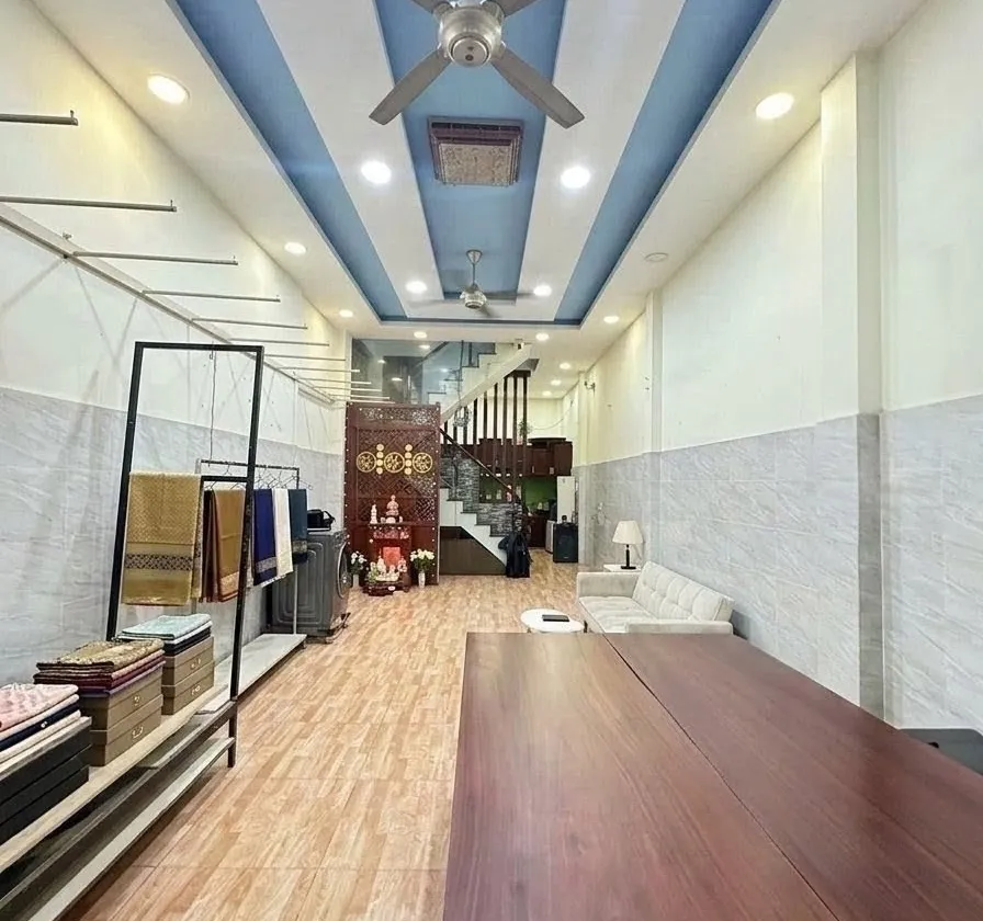 Nhà Tân Bình - Lạc Long Quân, 5 tầng ở ngay - KD đa dạng, ngang hơn 4m - dài 16m – 14 tỷ nhẹ.... Bán nhà riêng tại Bảy Hiền, Hồ Chí Minh 01