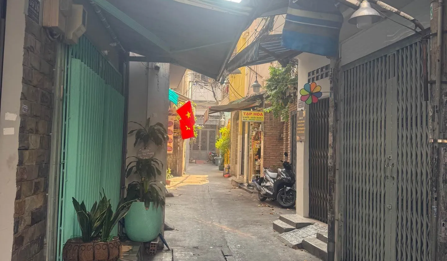 Nhà Phố Đô Thị Nở Hậu Trục Nguyễn Ngọc Lộc, Phường 14, Quận 10 - Sẵn Dòng Tiền Thuê 8 Triệu/Tháng... Bán nhà riêng tại Diên Hồng, Hồ Chí Minh 01
