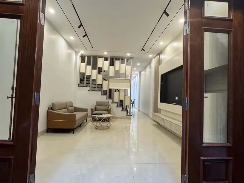 Bán nhà 5.5 tầng 60m2 tại Giải Phóng, Hà Nội... Bán nhà riêng tại Hoàng Liệt, Hà Nội 01