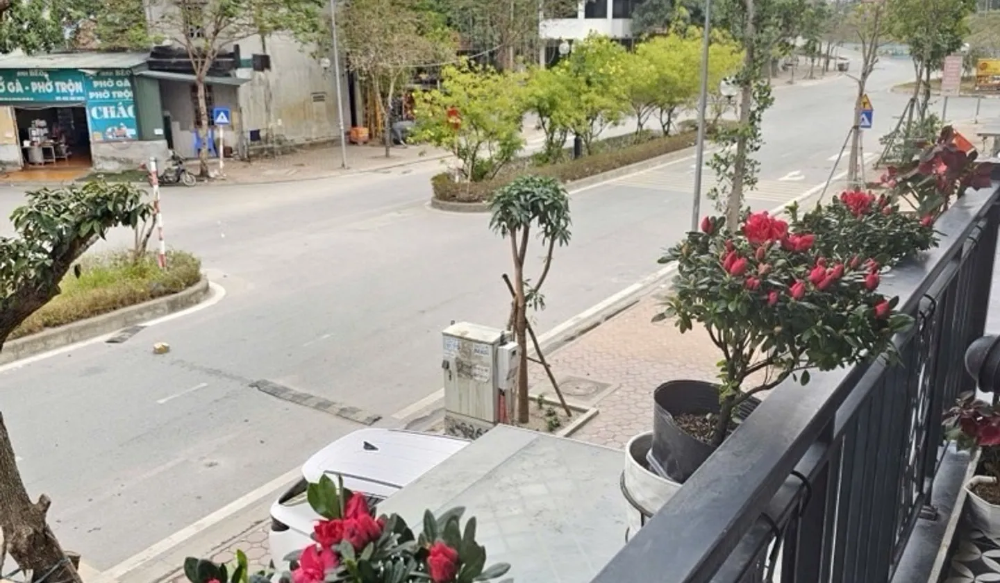 Nhà mặt phố sang trọng ở Việt Hưng - không gian đỉnh cho kinh doanh... Bán nhà mặt phố tại Việt Hưng, Hà Nội 01