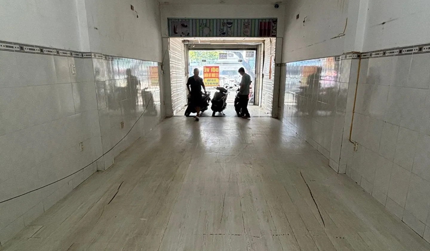 Nhà mặt phố Lê Văn Quới - Cơ hội hiếm có cho nhà đầu tư và kinh doanh đa năng... Bán nhà mặt phố tại Bình Trị Đông, Hồ Chí Minh 01