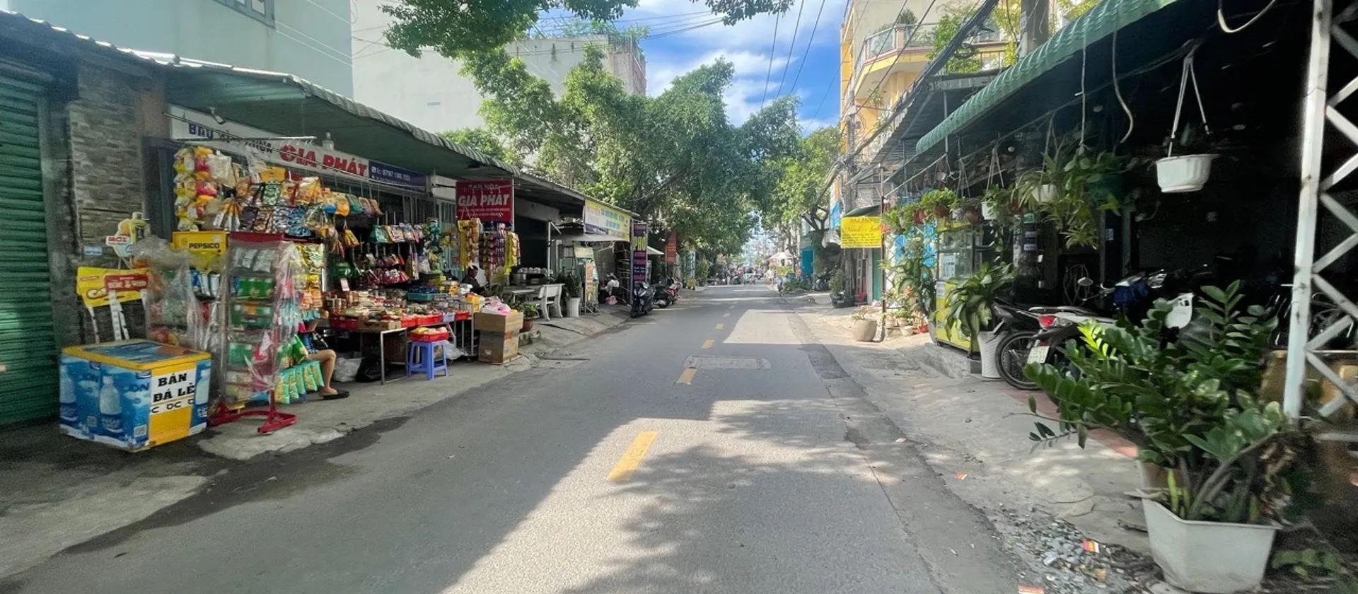 Bán nhà riêng tại Tân Thới Nhất, diện tích 230m2, mặt tiền 8m, pháp lý đầy đủ... Bán nhà riêng tại Đông Hưng Thuận, Hồ Chí Minh 01