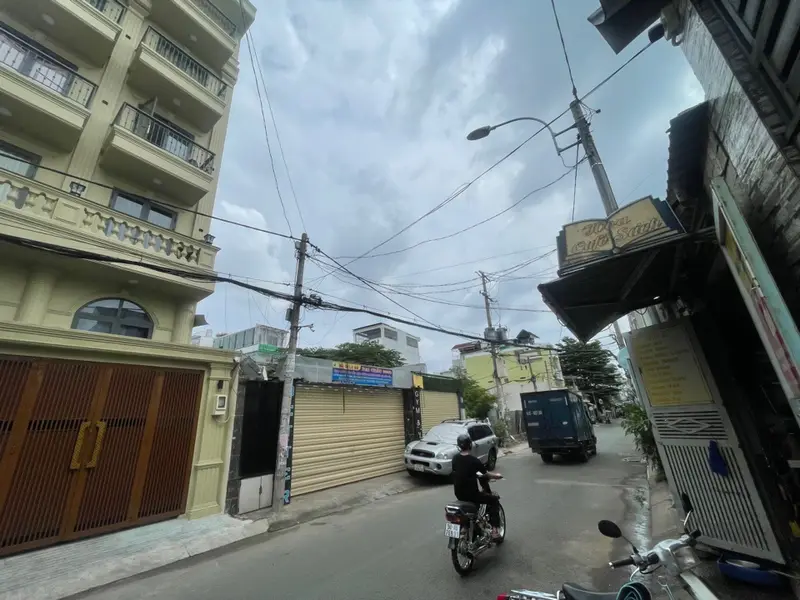 Nhà mặt phố đẳng cấp tại An Hội Đông - không gian kinh doanh sang trọng và tiềm năng bức phá... Bán nhà mặt phố tại An Hội Đông, Hồ Chí Minh 01