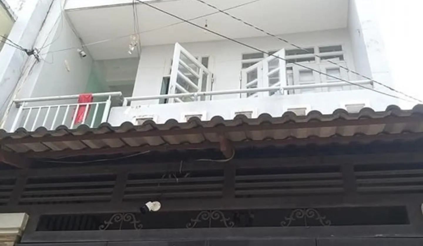 Nhà 4 tầng 20 phòng dịch vụ, Nguyễn Văn Quá, 106m2, giá 11.5 tỷ... Bán nhà riêng tại Đông Hưng Thuận, Hồ Chí Minh 01