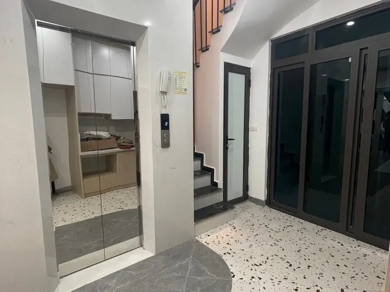 BÁN NHÀ BA ĐÌNH -PHAN ĐÌNH PHÙNG NGỌC HÀ NHÀ XÂY MỚI 6 TẦNG THANG MÁY GIÁ 10,6 TỶ... Bán nhà riêng tại Ngọc Hà, Hà Nội 01