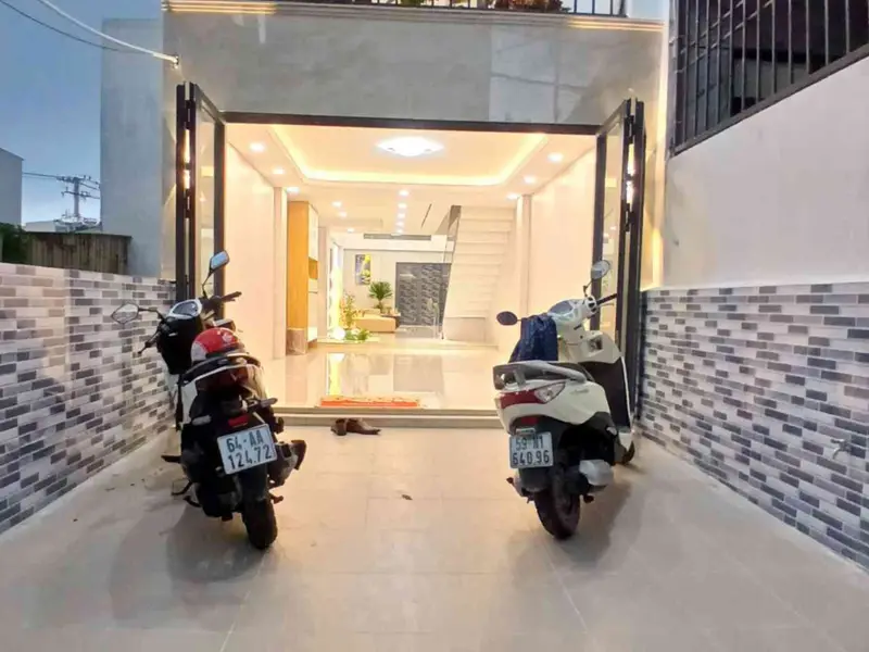 Nhà 5 tầng hiện đại, 4 phòng ngủ rộng rãi tại Bình Tân... Bán nhà riêng tại Bình Tân, Hồ Chí Minh 01