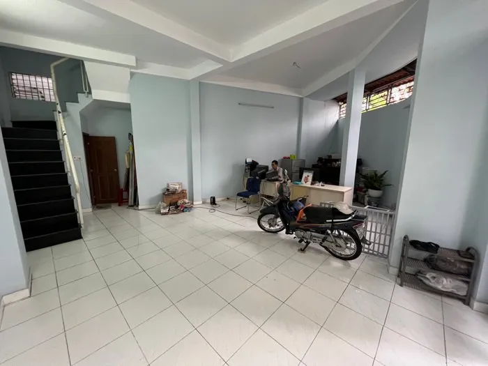 Bán nhà riêng 2 tầng tại Phường 10, Quận Tân Bình, diện tích 56,2 m2, pháp lý rõ ràng... Bán nhà riêng tại Bảy Hiền, Hồ Chí Minh 01